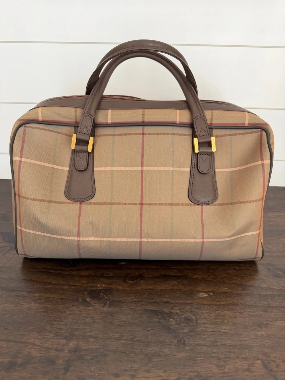 Burberry classic plaid
